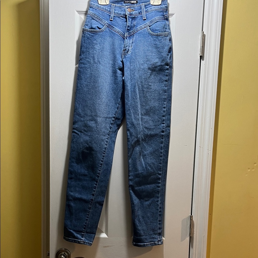 Fashion Nova Blue Denim Jeans Size 23